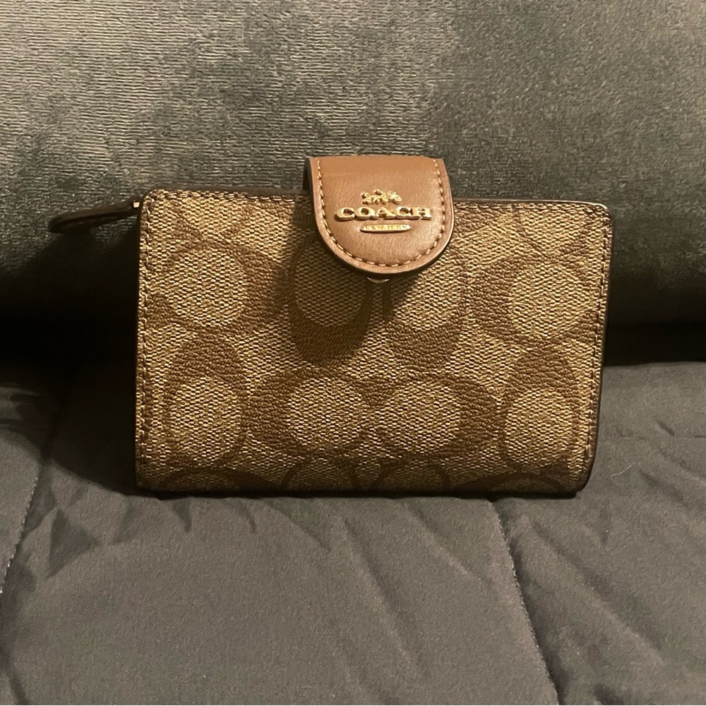 Coach Tan and Brown Signature Wallet